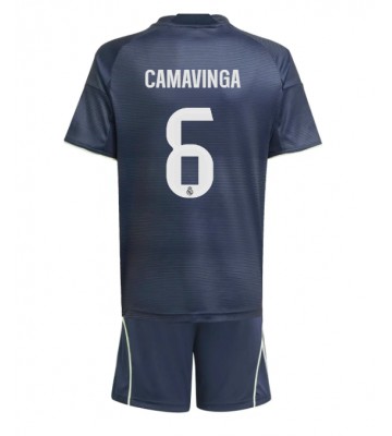 Real Madrid Eduardo Camavinga #6 Bortatröja Barn 2025-26 Kortärmad (+ Korta byxor)